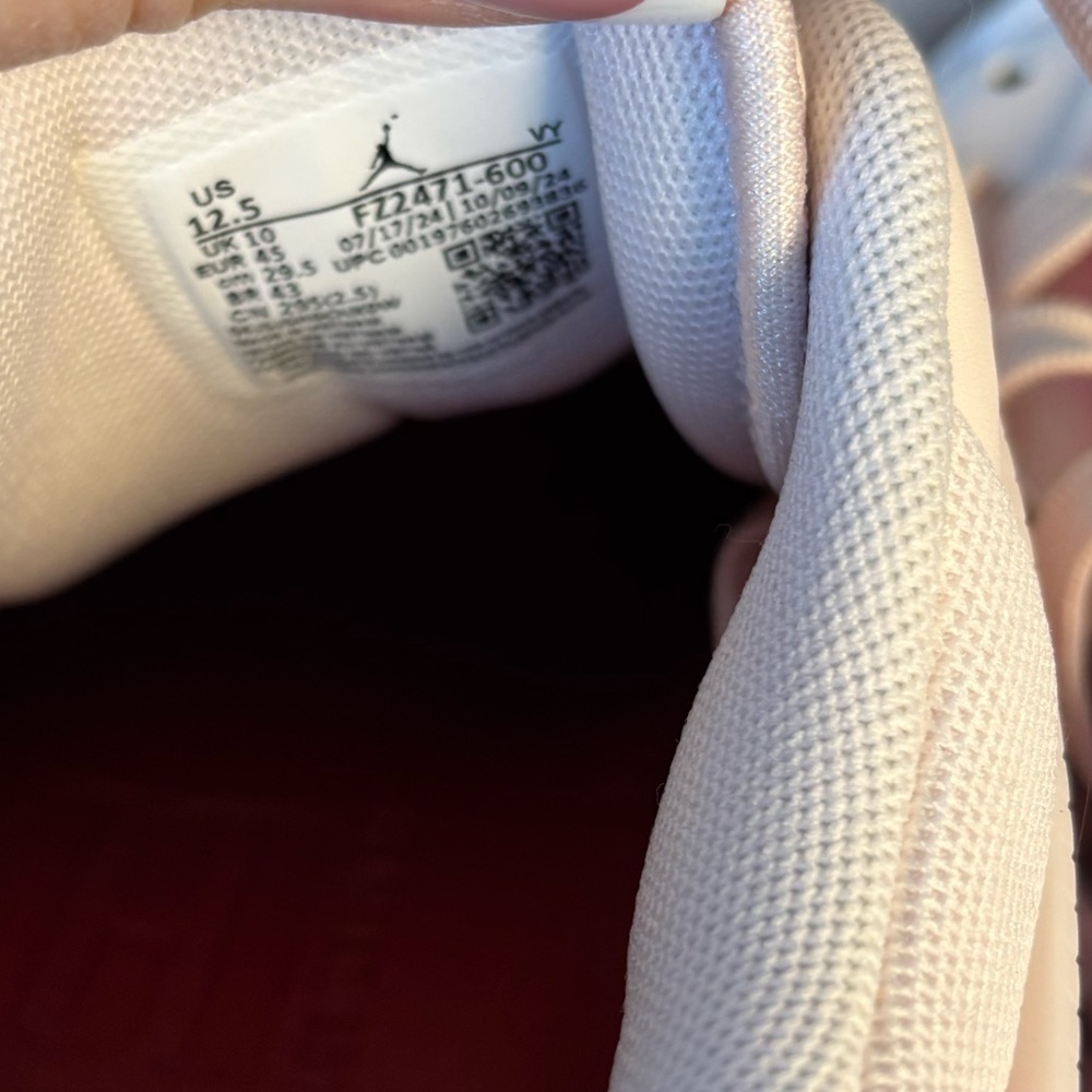 Jordan Heir Treat Yourself Pink & White size 12.5 - Picture 6 of 7